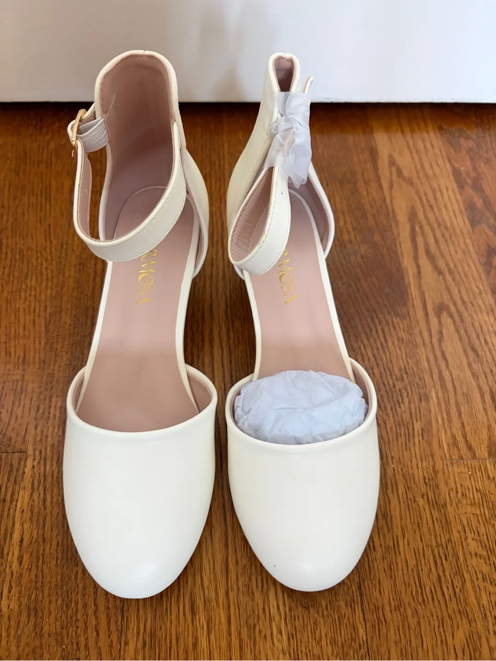 White Closed Toe Dress Shoes with Chunky High Heels and Ankle Strap for Kids